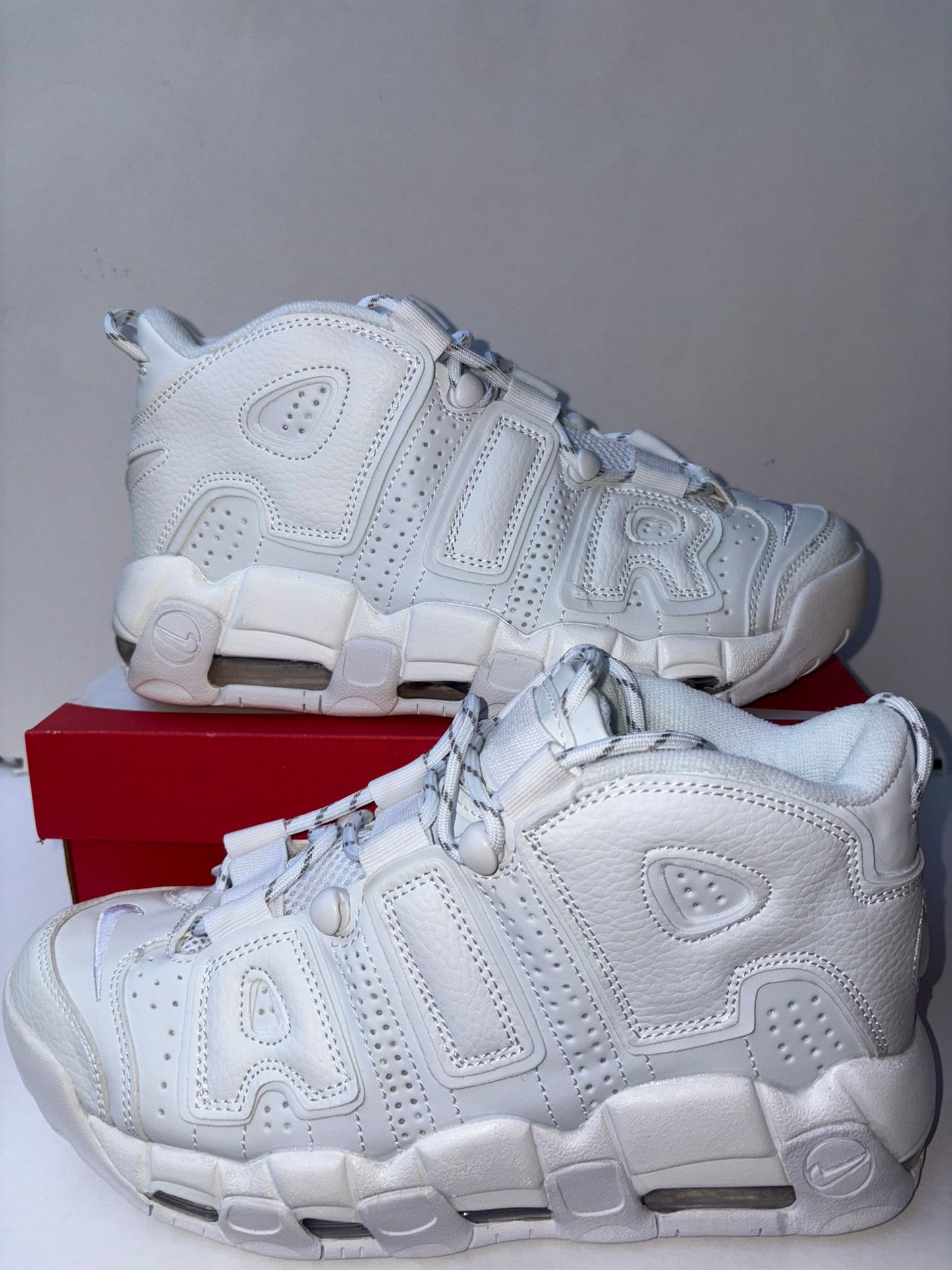 NIK/E UPTEMPO