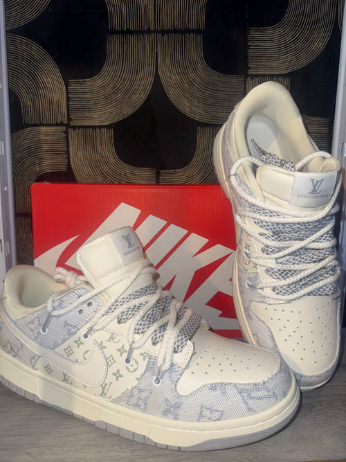 NIK/E DUNK X LV