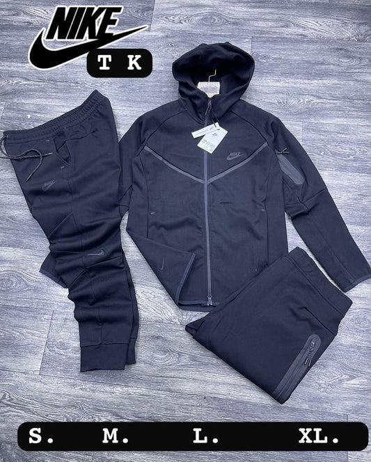 CHANDAL T£ECH