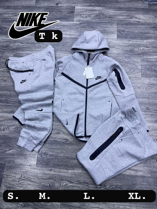 CHANDAL T£ECH
